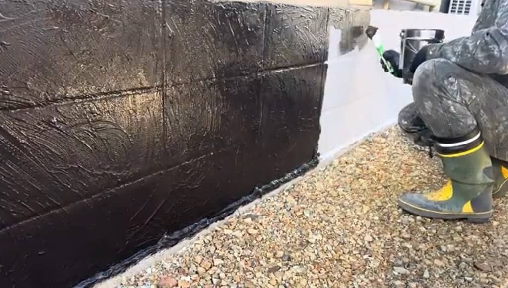 ブロック塀を塗装します