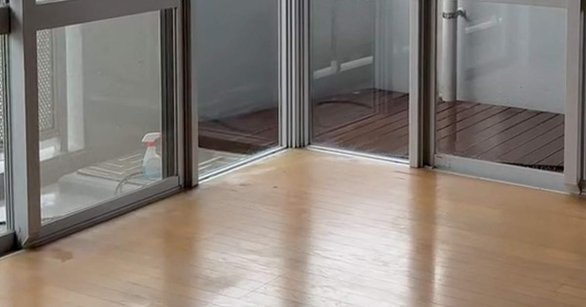 ぐるっと窓に囲まれた築20年マンションの何もない部屋が……　見違える空間に「理想的すぎる」「デザイナーさんでしょうか？」（1/3） | 住まい ねとらぼ
