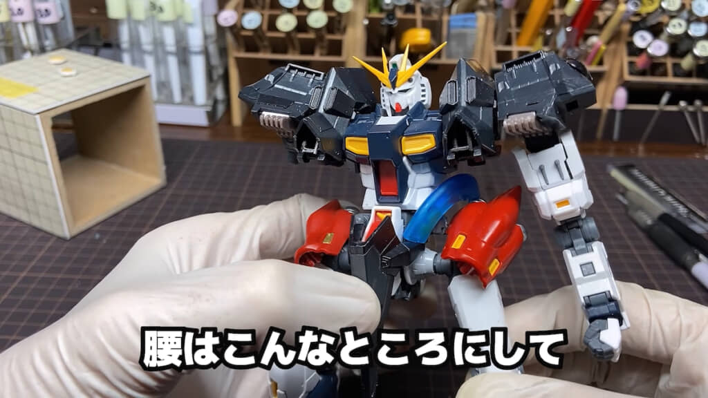 ほかのプラモデルのパーツを足していく