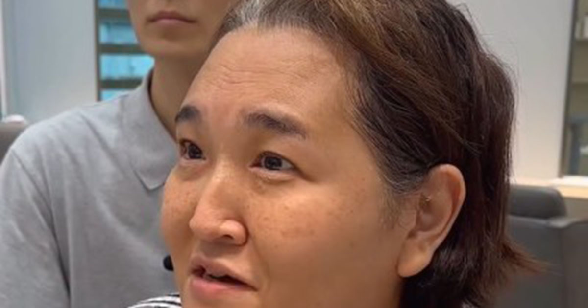 「おばあちゃんと間違えられる」と悩む2歳児のママ→髪を切ったら……「えっ？同じ人？」　衝撃の姿が750万再生「若返りましたね!?」（1/2） | 美容 ねとらぼ