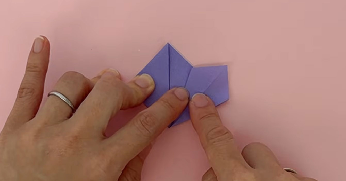 折り紙で“秋の花”リンドウを作ったら…… ギフトや壁面飾りにぴったり、アレンジも自由自在(1/3) | ハンドメイド ねとらぼ