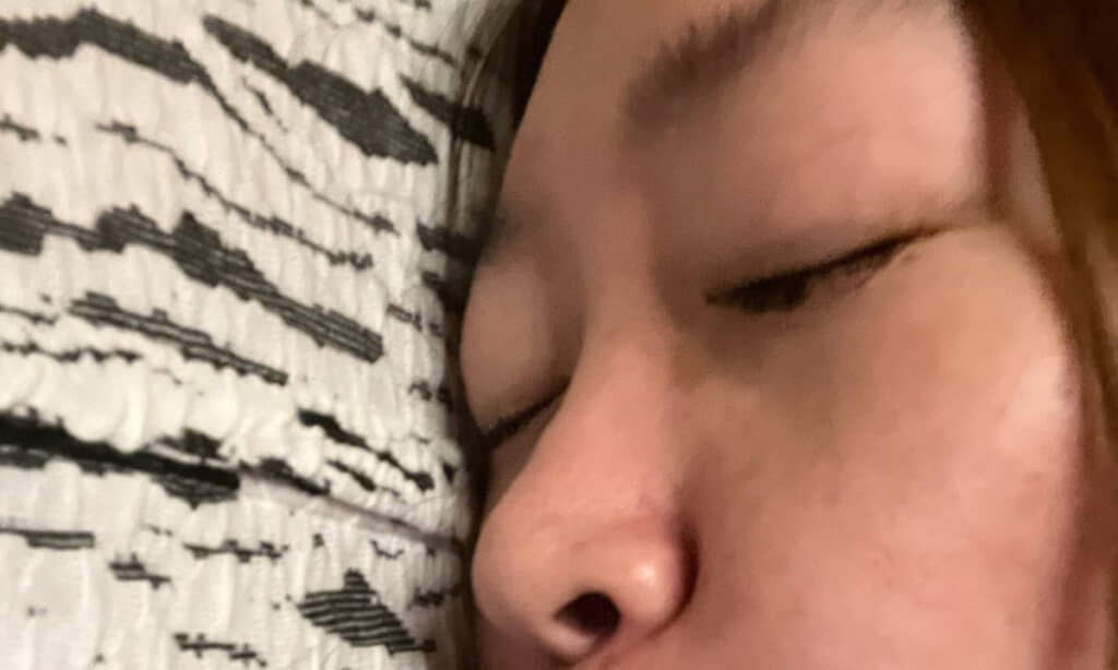 ぐっすり眠っている様子