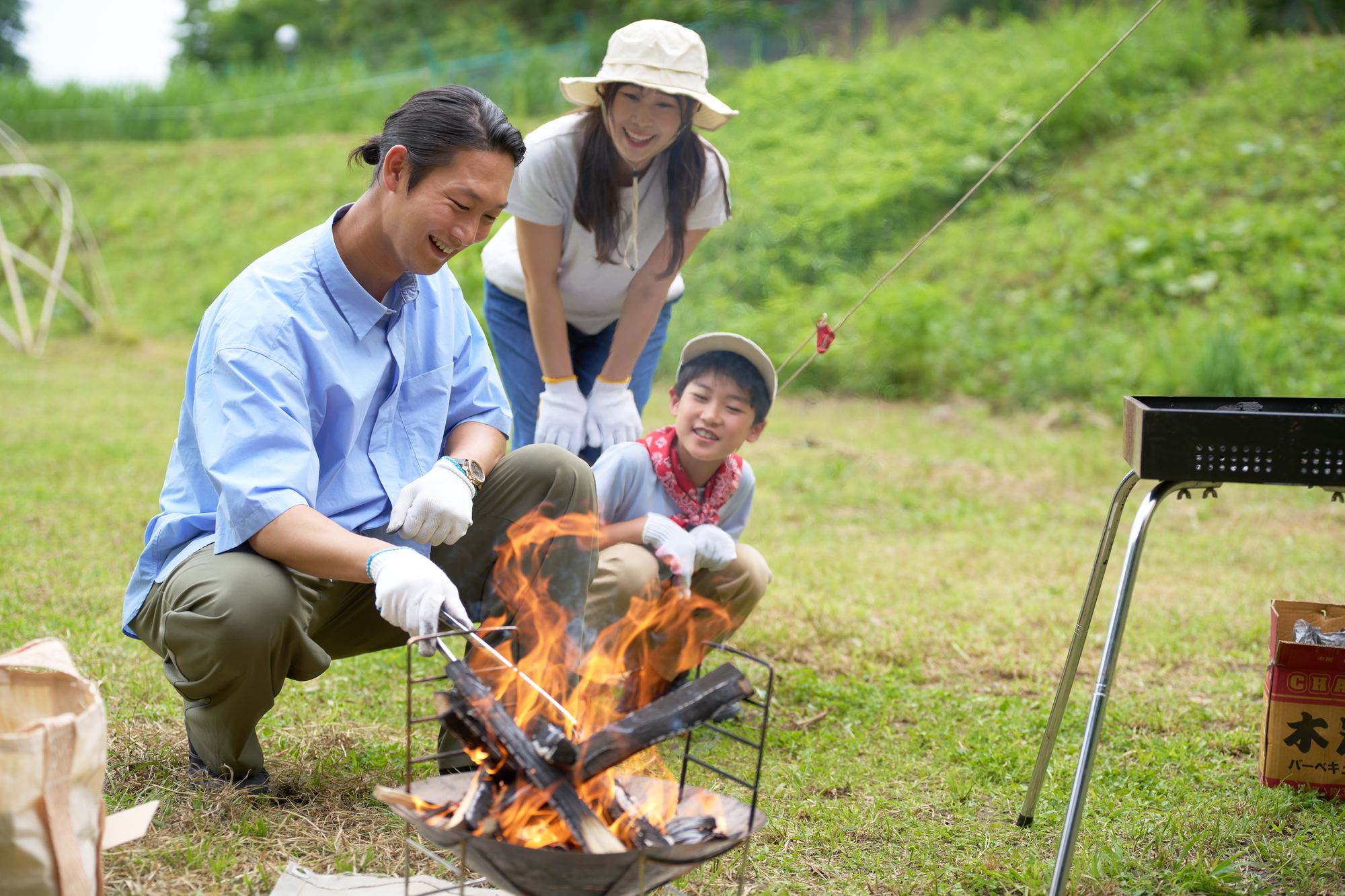 「これ一つで十分な明るさ」GENTOSの“電池式ランタン”に好評の声「単3単4が使えるのも助かりますね」「コンパクト、明るい、電池持ち良し」（1/2） | ライフ ねとらぼリサーチ