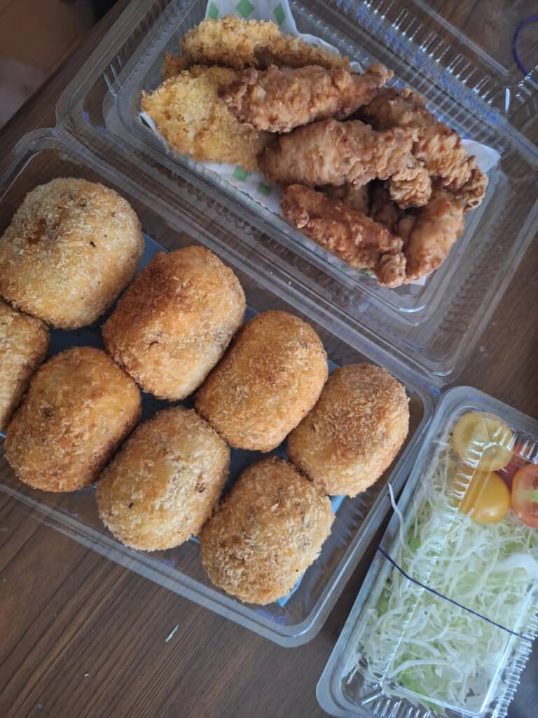 義母が朝5時に起床して作った大量の料理