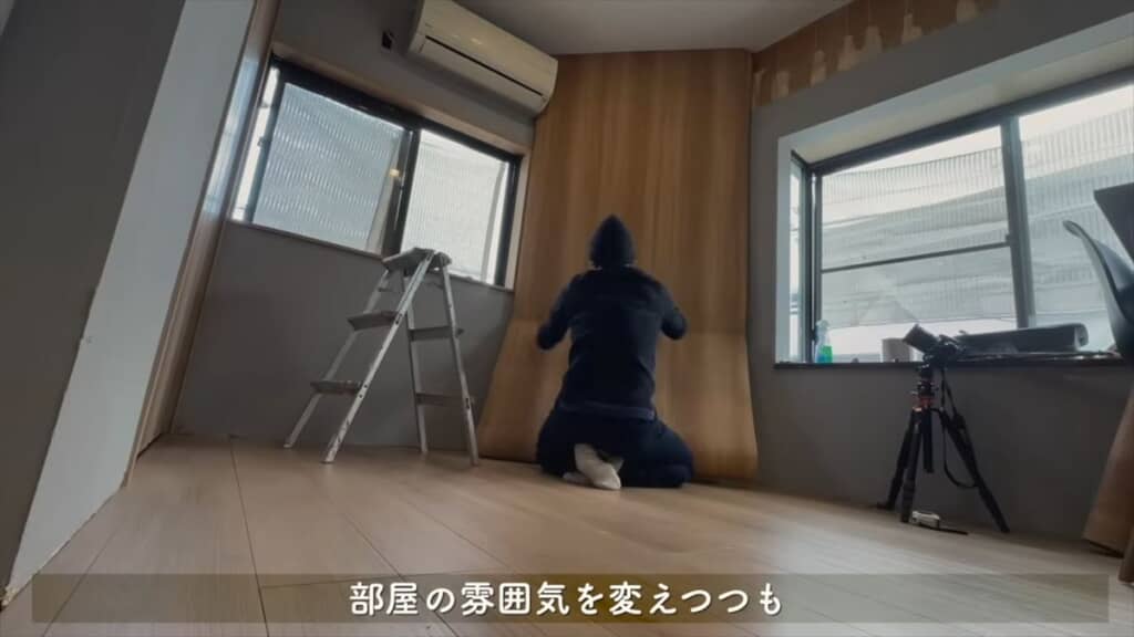 ふかし壁にシートを貼る