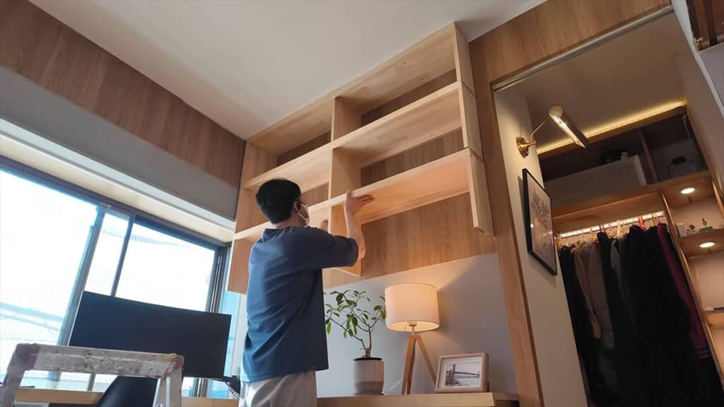 棚を壁に取り付ける