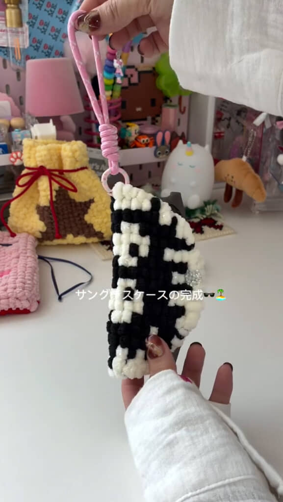 まっくろくろすけのサングラスケース