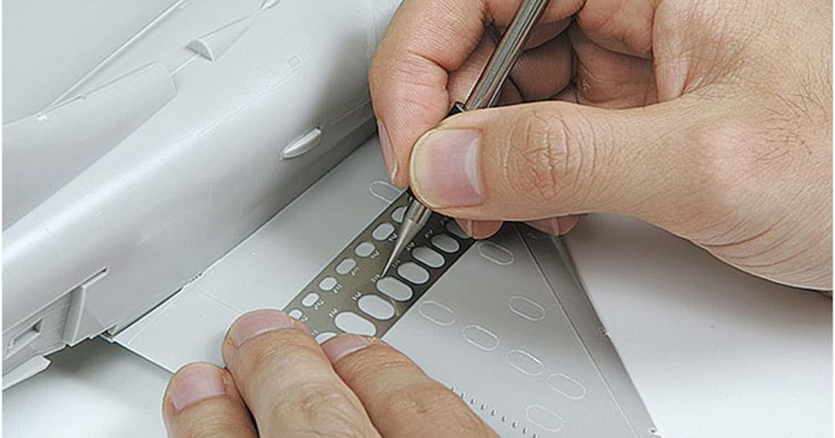 ガンプラの完成度を一気に高める「初心者向けスジボリ用工具」3選【刃物編】(1/2) | プラモデル Fav-Log by ITmedia