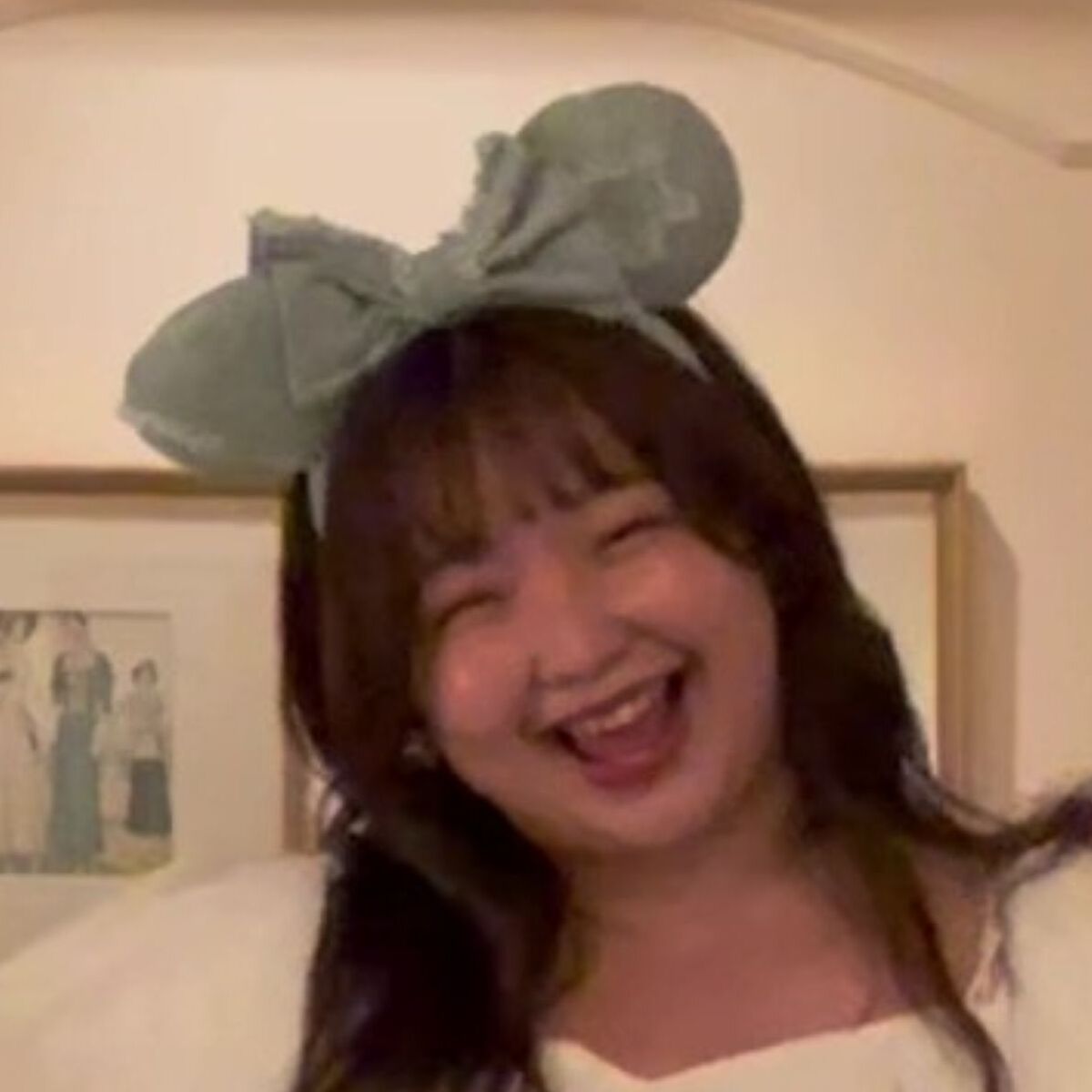 GUの服でディズニーへ行ったら……　まさかの着こなしに「どこの!?って思ったけどGU!?」「組み合わせが天才すぎます」 | 女性 ねとらぼ