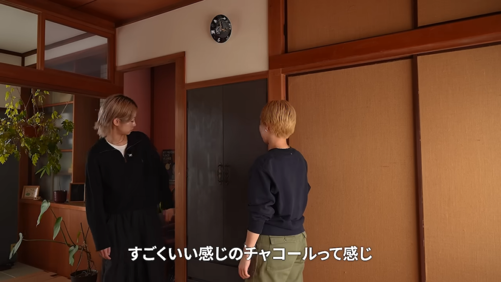 深みのあるチャコールカラーへ塗り替え