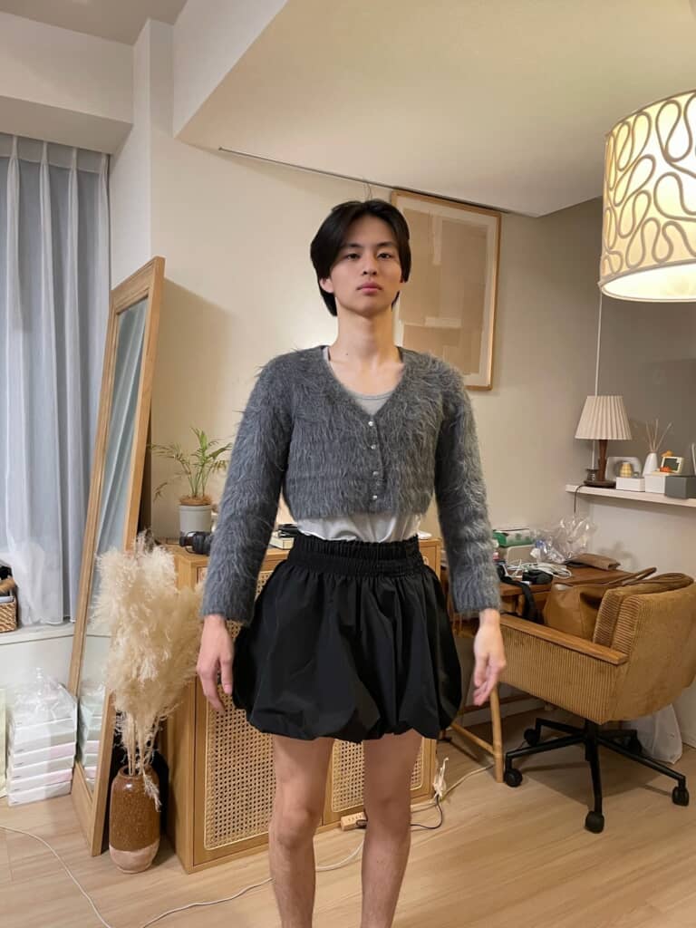 ファーカーディガン×バルーンミニスカート