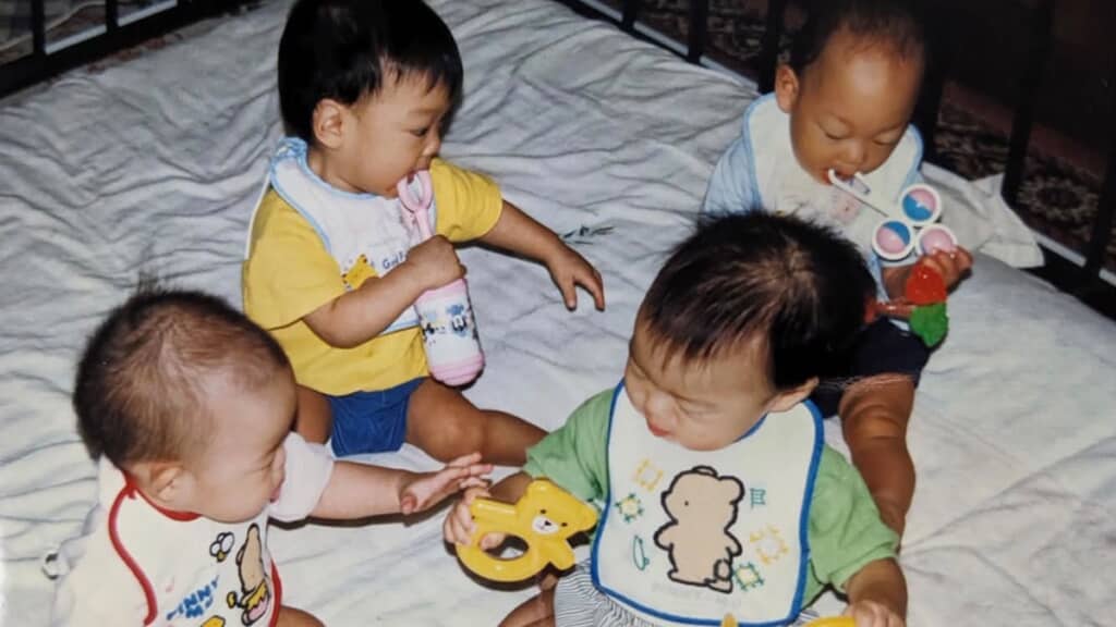 4つ子として誕生したしおりさんと兄弟