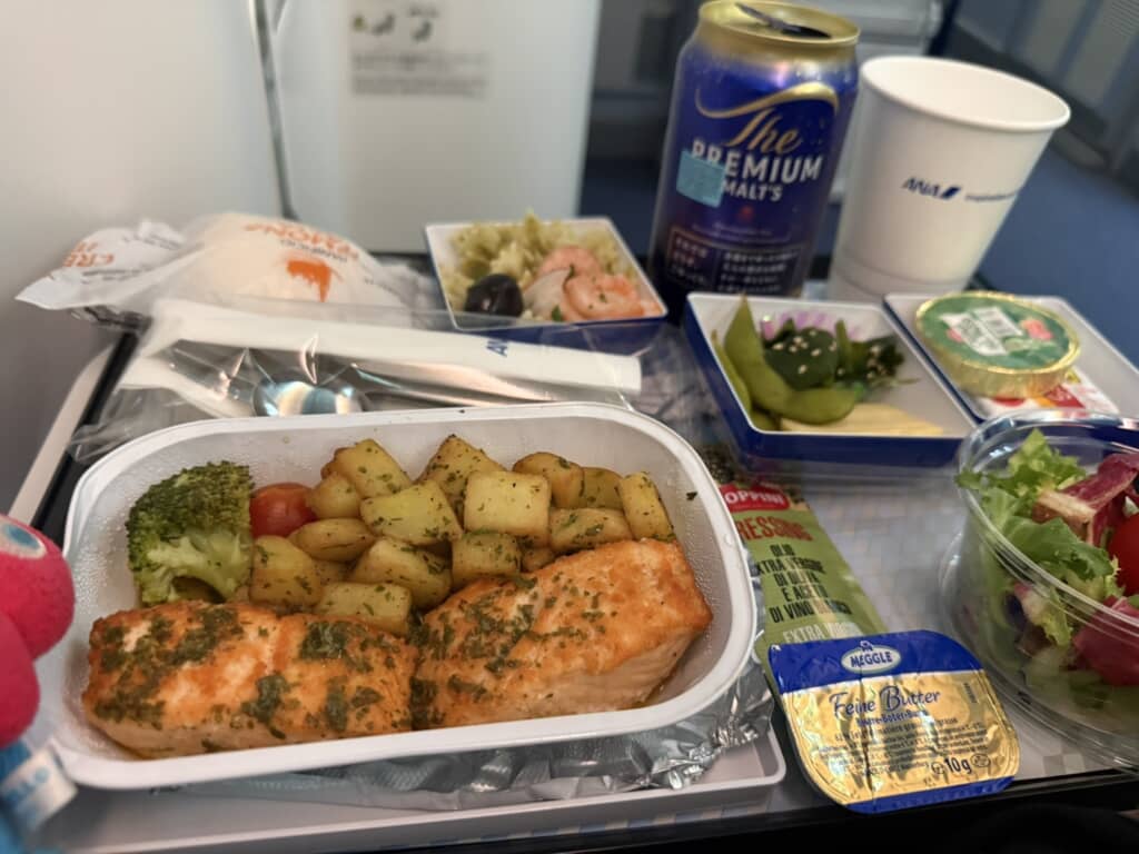サーモンのバターソテーです