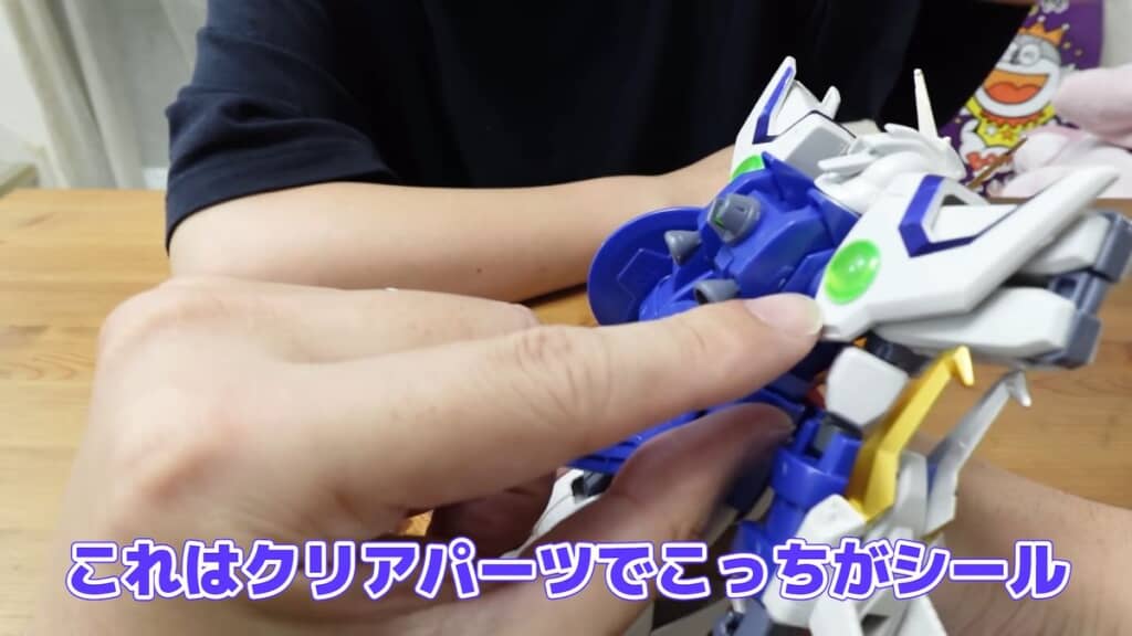 完成した「HG 1/100 シェンロンガンダム」の背部