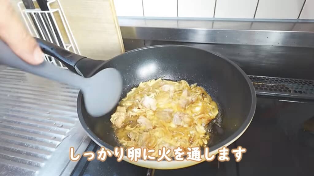 お弁当用なので卵にはしっかり火を通す