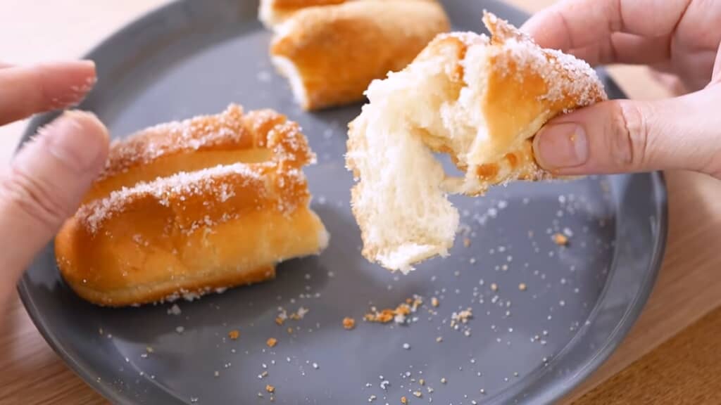 外はカリっと、中はふんわりとした揚げパン