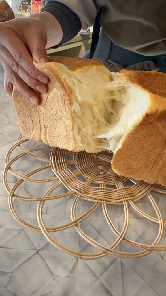 自家製の食パンで