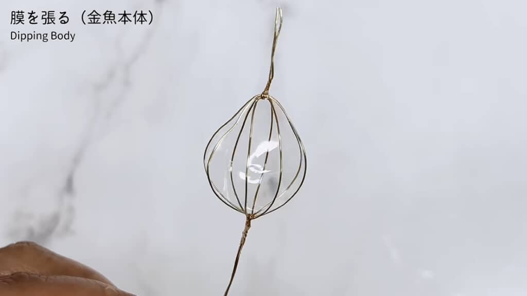 樹脂の膜を張りました