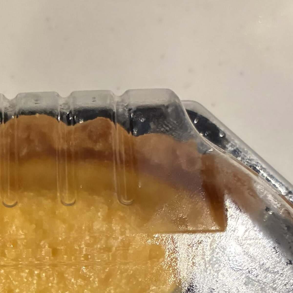 スーパーで買ったチーズケーキを開けたら…… 目を疑う中身に「絶対知られてはならない」「墓場まで持って行ってね」 | ライフスタイル ねとらぼ