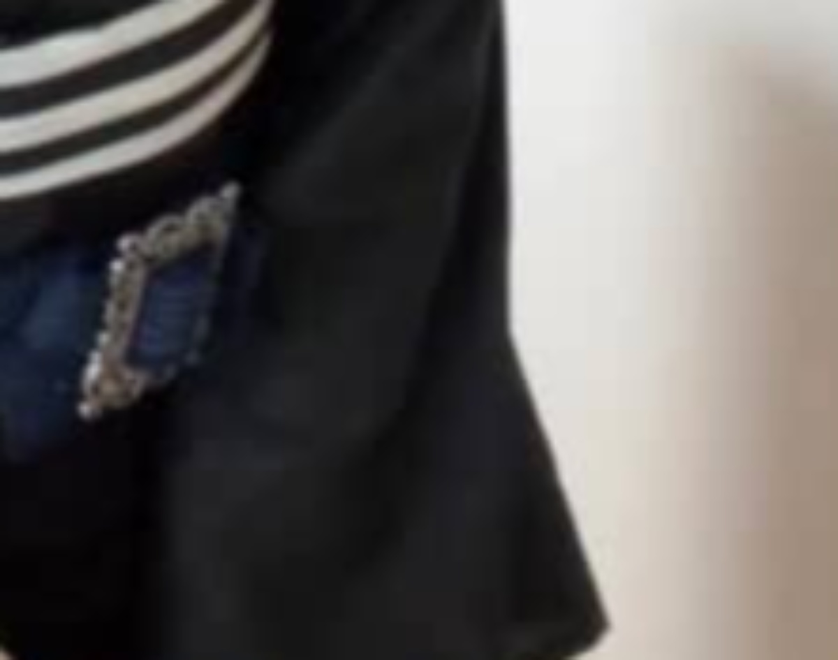 60歳女性「フリル着ます」→着た姿を見てみると……　驚きの光景に「オシャレすぎて見惚れました…！」「60歳!?　嘘でしょ!?」（1/3） | 女性 ねとらぼ