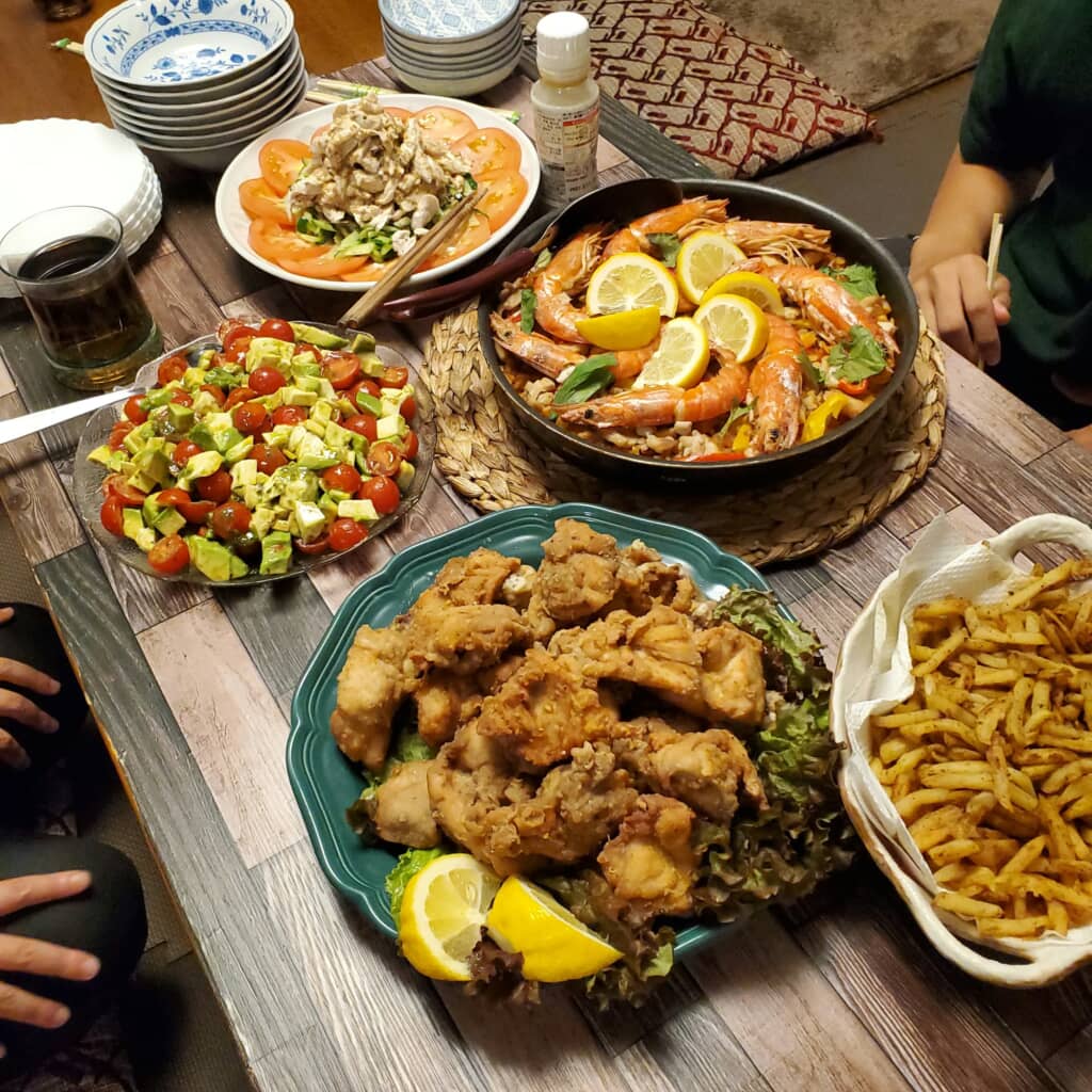 帰省した兄が女子会で作った料理