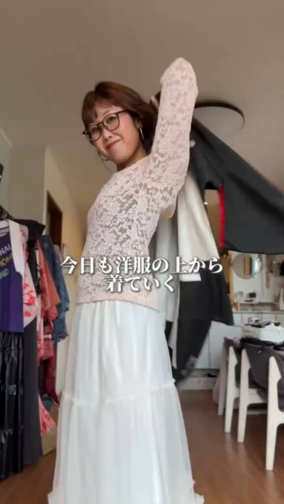 洋服の上から着物を羽織る