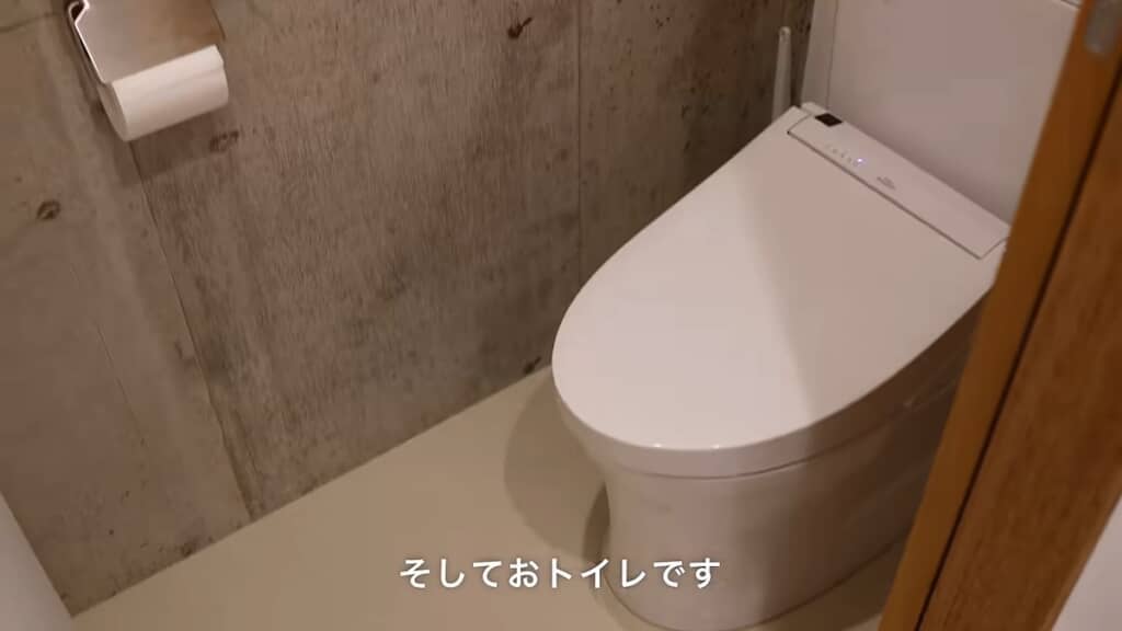 トイレもすっきりとした印象