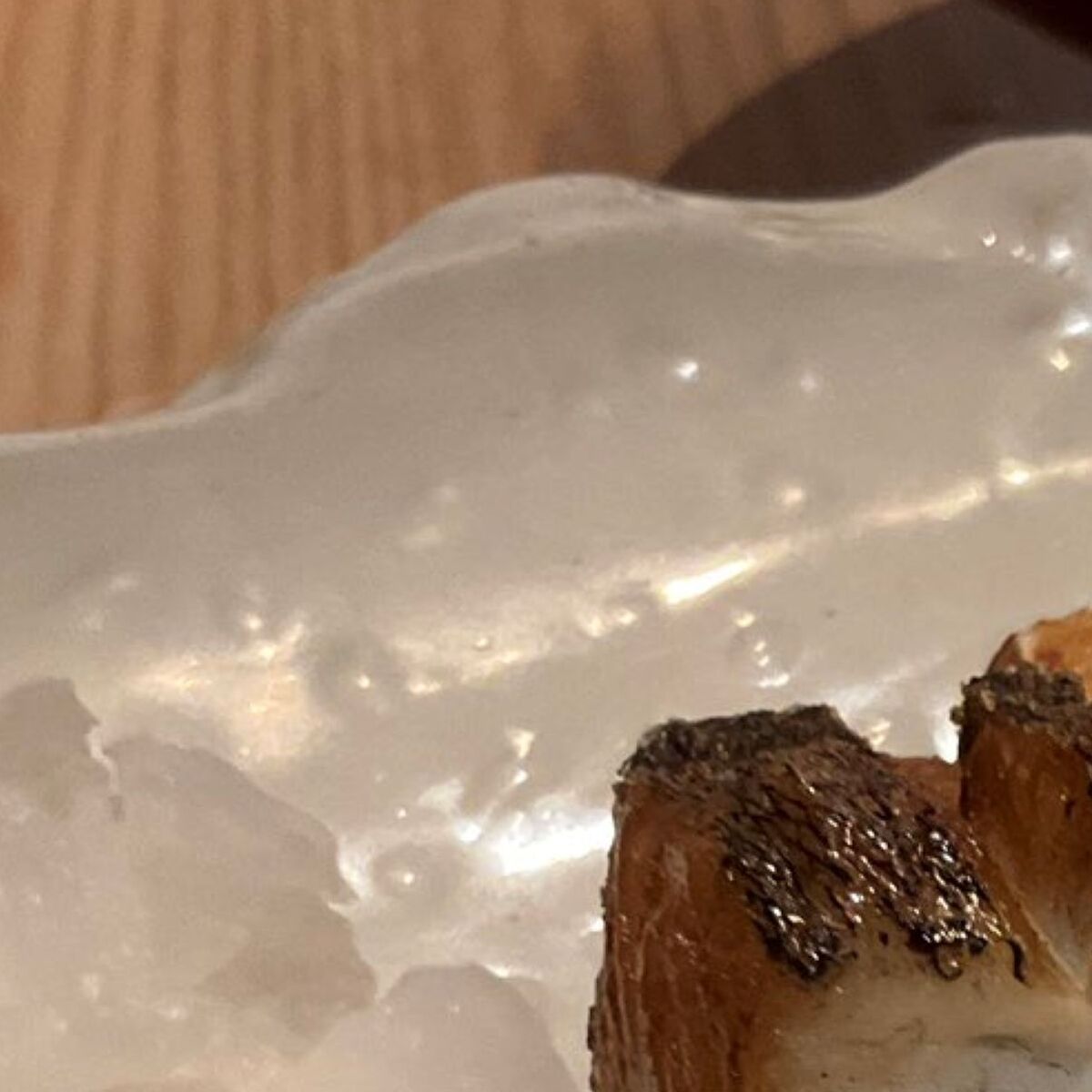 居酒屋で焼き魚を注文→食べ進めたら……「ヤッターー!!!」まさかの中身に「実在するの!?」「しかも食べれるの!?」と959万表示 | グルメ ねとらぼ