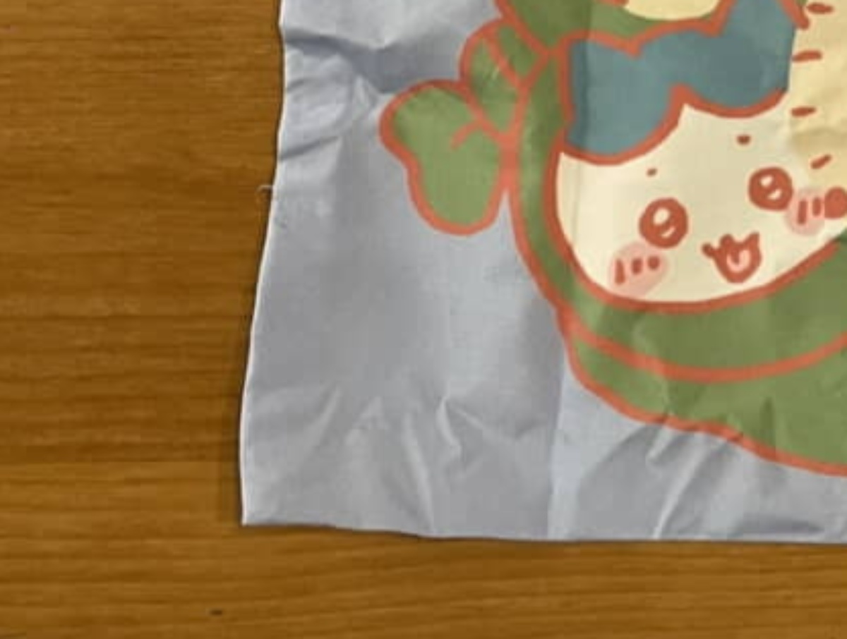 500円だった“ちいかわバッグ”→ママが解体すると……雰囲気ガラリ　「大天才！」「私のもやって」（1/3） | ハンドメイド ねとらぼ