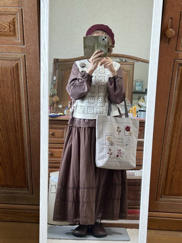 秋らしいブランカラーでまとめたコーデ