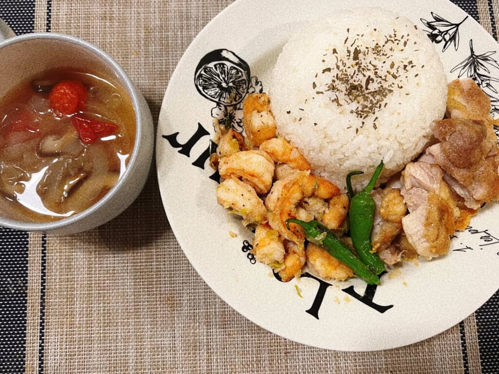 タイっぽい献立です