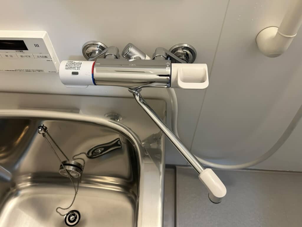 鏡面仕上げしたかのようにキラキラ