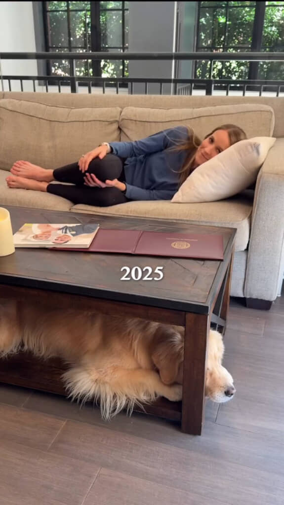現在のケイティさんと愛犬のエマちゃん（映像は2025年の様子）