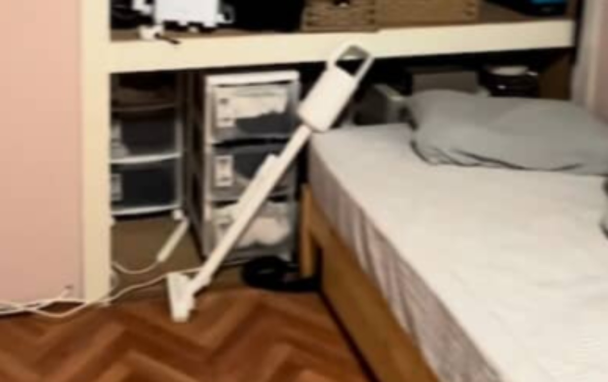 娘に「いらん!」と言われ、10年使ってなかった部屋→両親が本気を出すと…… まさかの光景に「技術、すごい!」「なんか懐かしい」(1/3) | リフォーム・リノベーション・DIY ねとらぼ