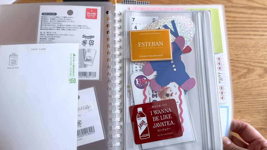 フレグランスシートをリング用シールでセット