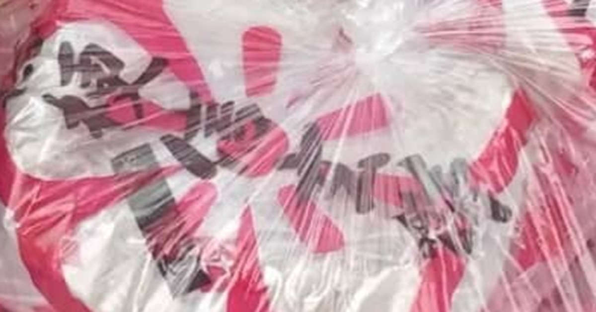 220円の「桔梗信玄餅」詰め放題→挑戦したら……「すごい！」　衝撃の光景に「師匠って呼んでいいですか？」「いいなぁ」（1/2） | グルメ ねとらぼ