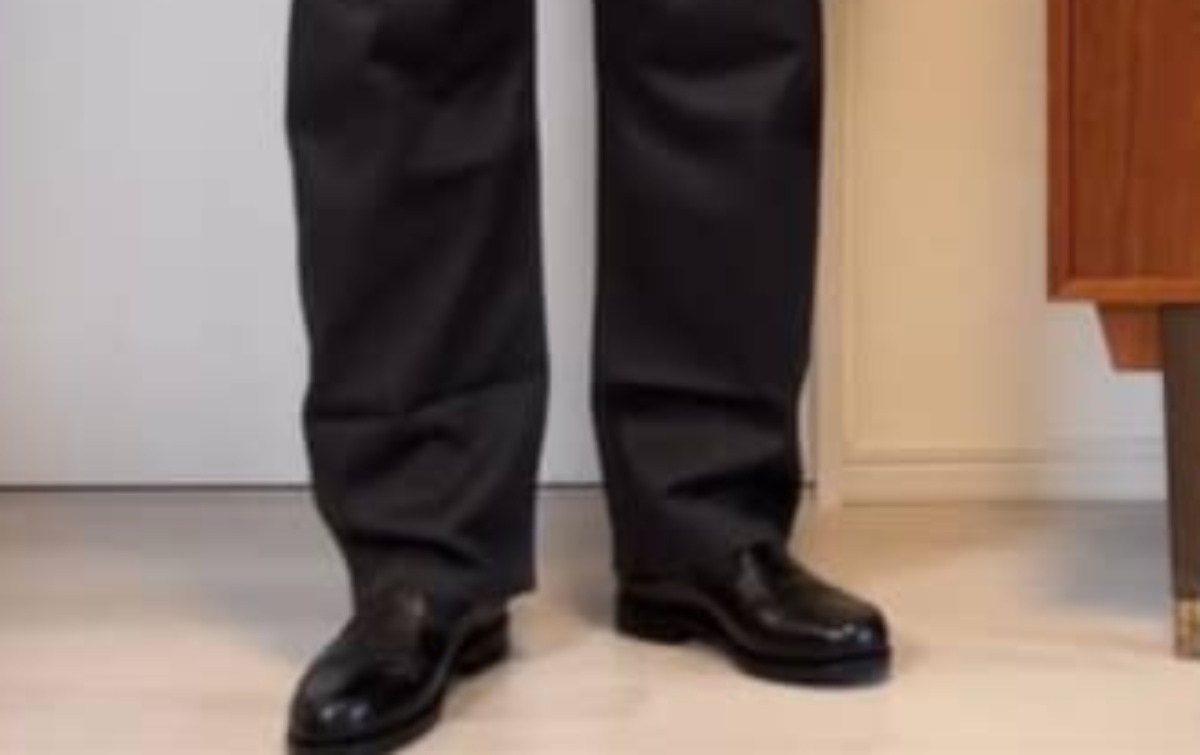 62歳男性がユニクロの“3990円トップス”を着ると…… 目からウロコのコーデ術に「参考になります」(1/2) | ファッション ねとらぼ