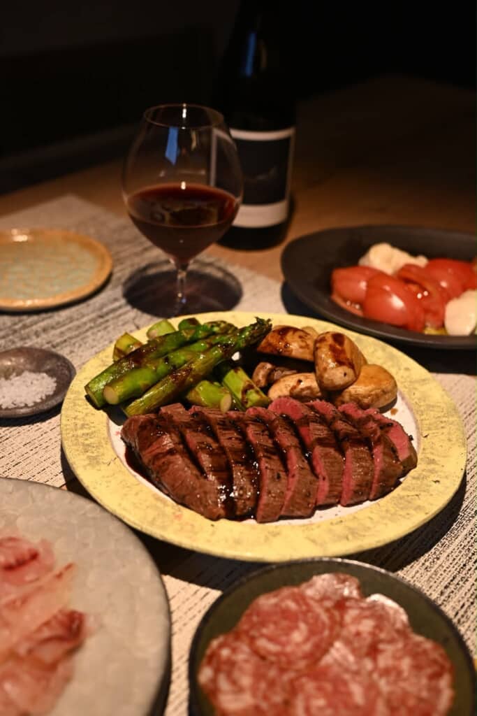 ステーキとワイン