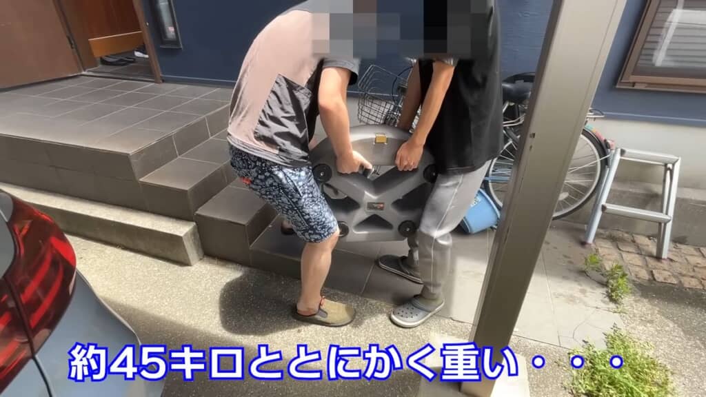 約45キロもの重さがあるベースモジュール