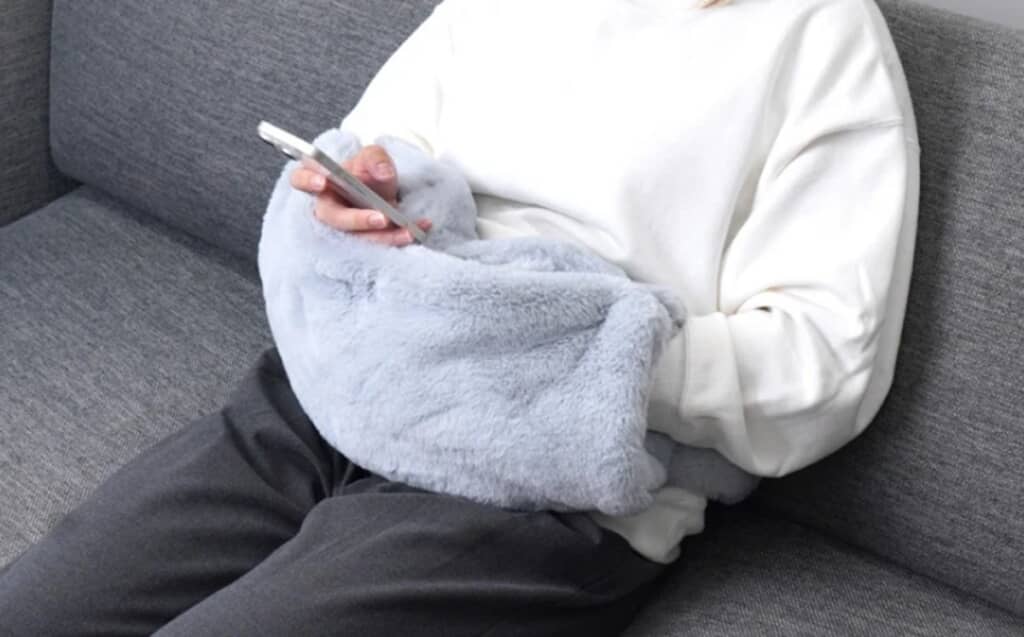 ヒータークッション「おなかぽかぽかポッケ」