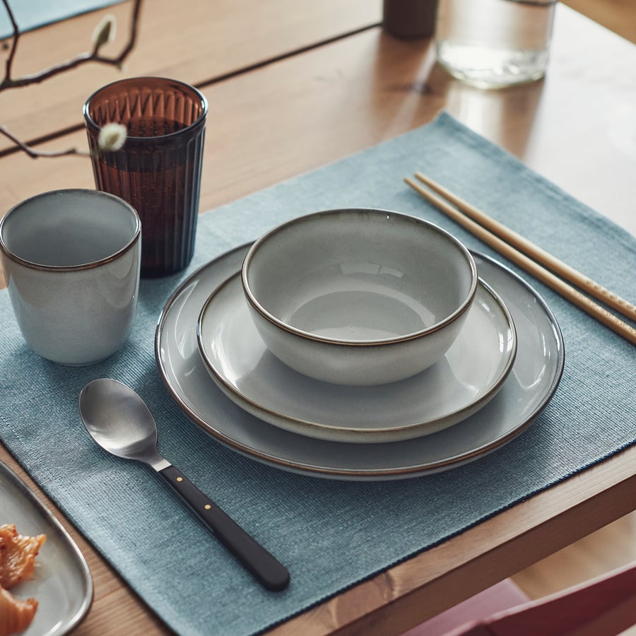 GLADELIG グラデリグ プレート 25 cm ボウルや小皿と組み合わせた食卓
