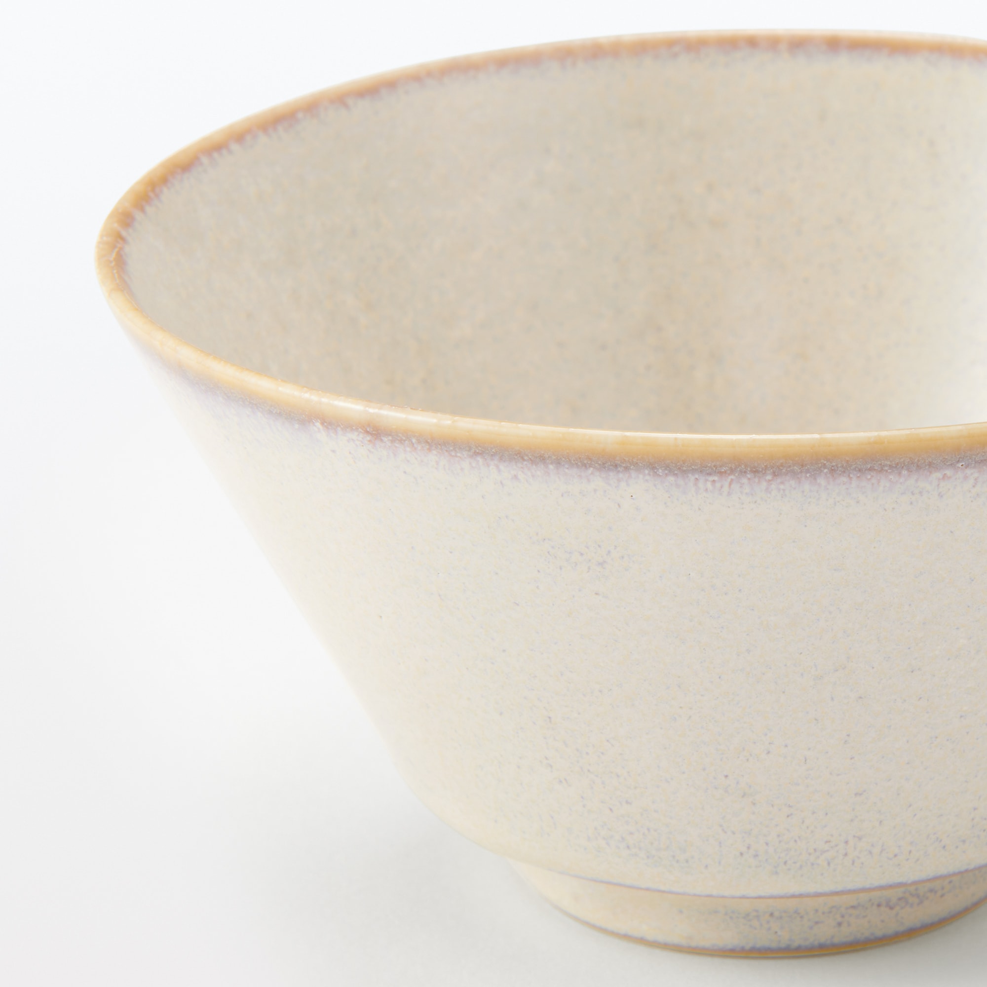 無印良品 美濃焼 飯碗 白釉の風合い