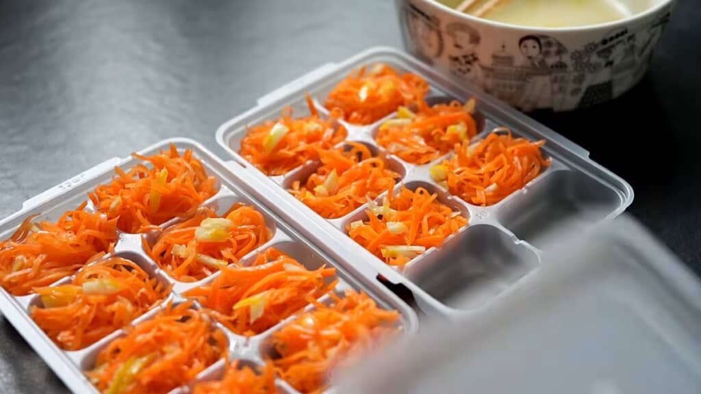 人参のレモンマリネも一食ずつ冷凍