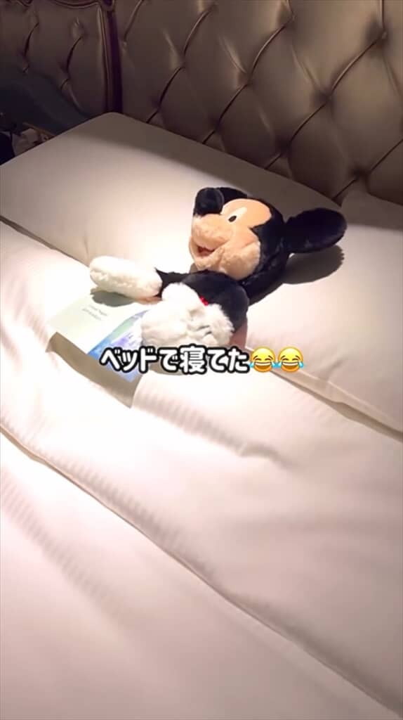 ミッキーが寝てる！