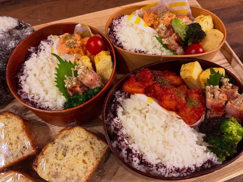 4人分のお弁当作りは2月まで。頑張って!