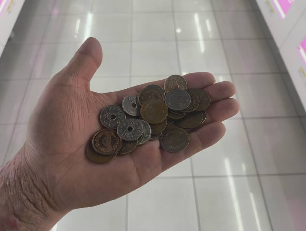 大量の100円玉・50円玉・10円玉