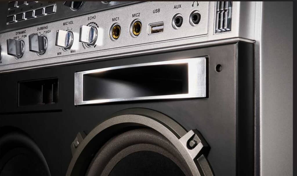 音像定位にこだわったスピーカー配置