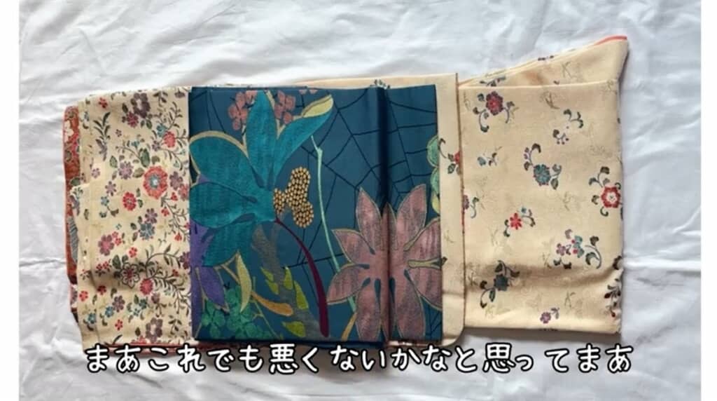 大きな植物が描かれたものも