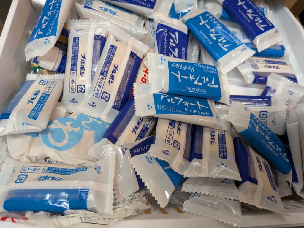 冷凍庫を占領する大量のアルフォート