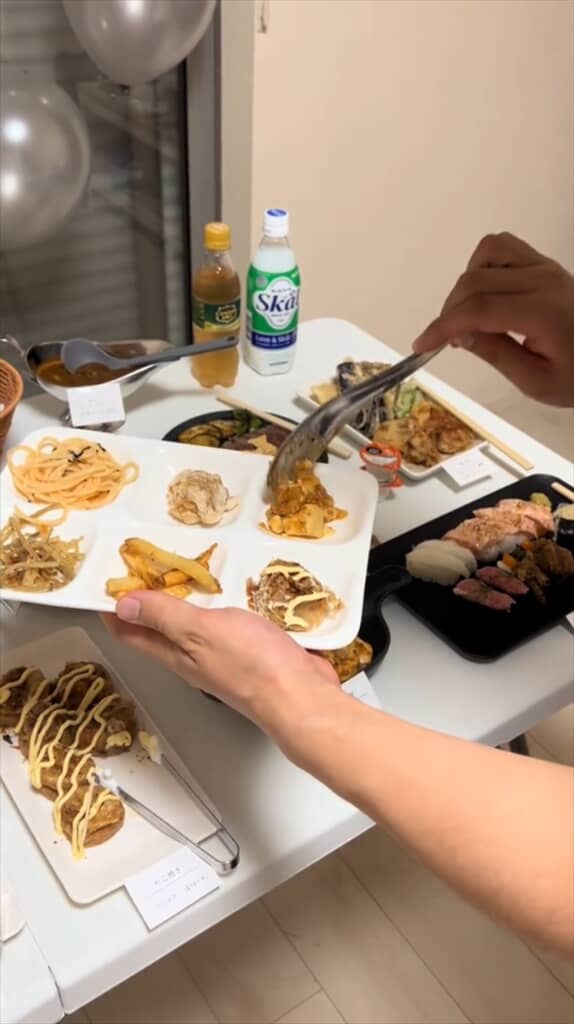 お皿もビュッフェ仕様！